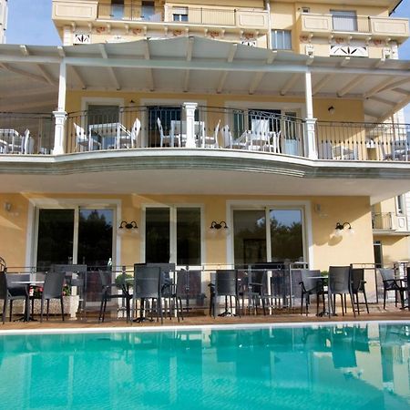 Hotel Mocambo Piscina E Spiaggia San Benedetto del Tronto Eksteriør bilde