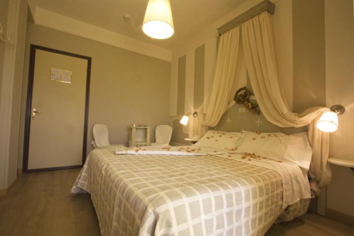 Hotel Mocambo Piscina E Spiaggia San Benedetto del Tronto Eksteriør bilde